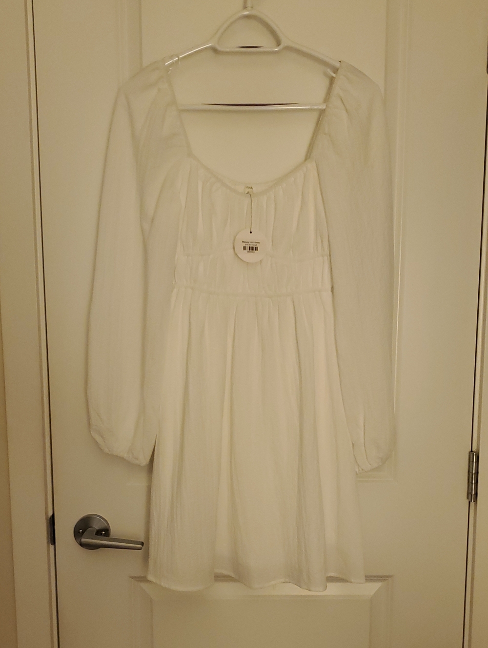En Creme White Long-Sleeve Mini Dress